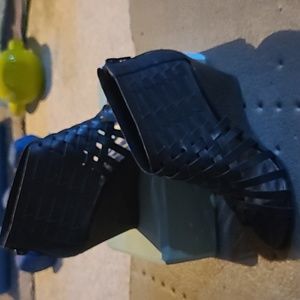 American Eagle Sandles